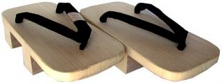 History of the Japanese footwear